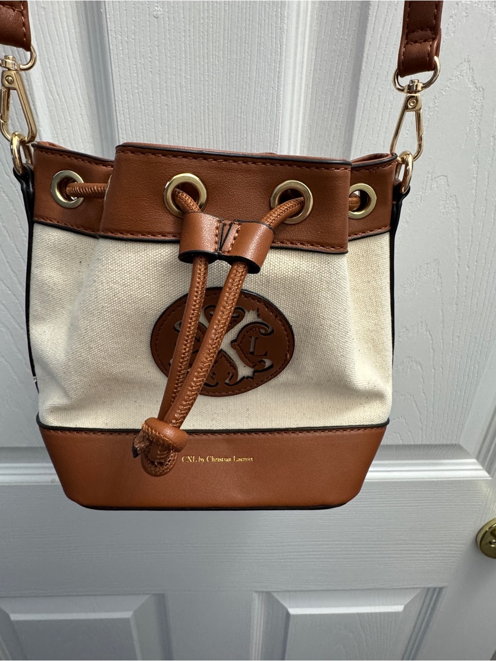 Tan and Cream Bucket Crossbody Bag